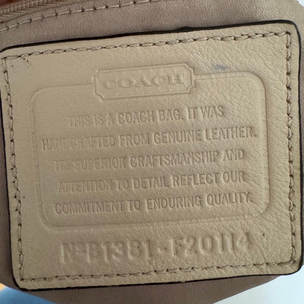 Coach Ashley Leather Hippie Crossbody Shoulder Bag Cream Style F20114 - Picture 4 of 8